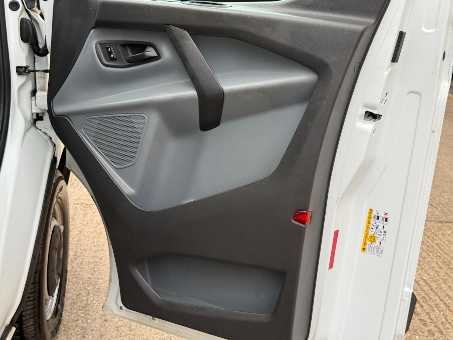 Used Ford Transit Custom 2017 for sale - 76128014: Photo 34