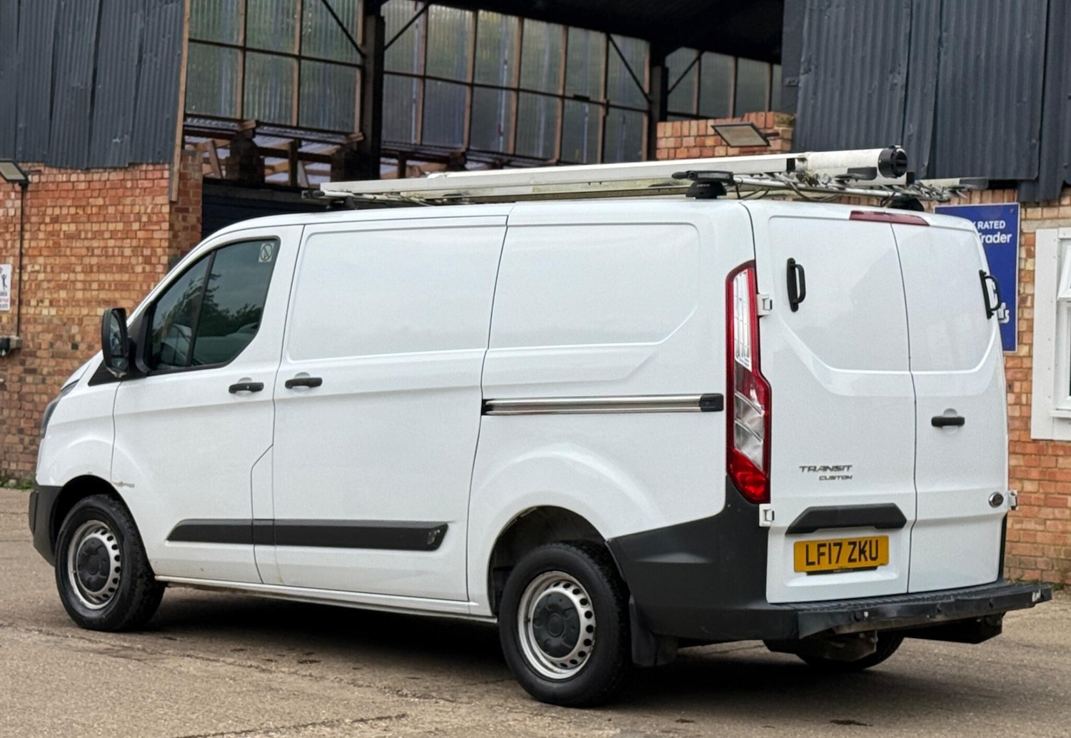 Used Ford Transit Custom 2017 for sale - 76128014: Photo 9