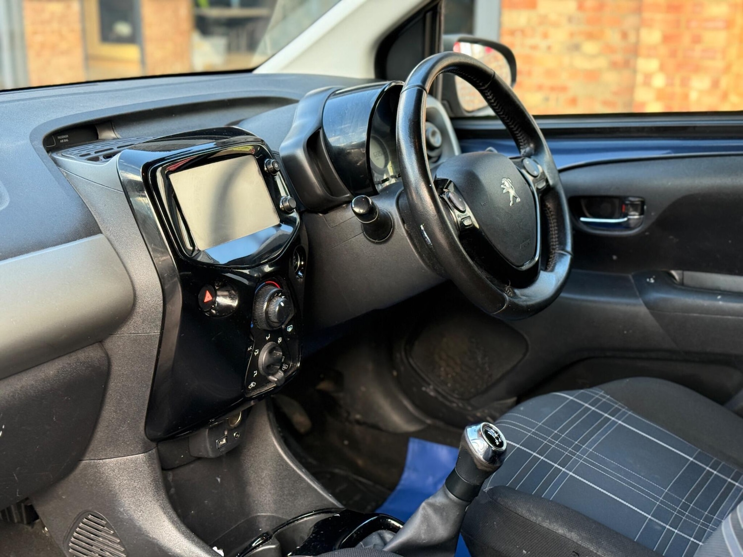 Used Peugeot 108 2017 for sale - 77259036: Photo 15