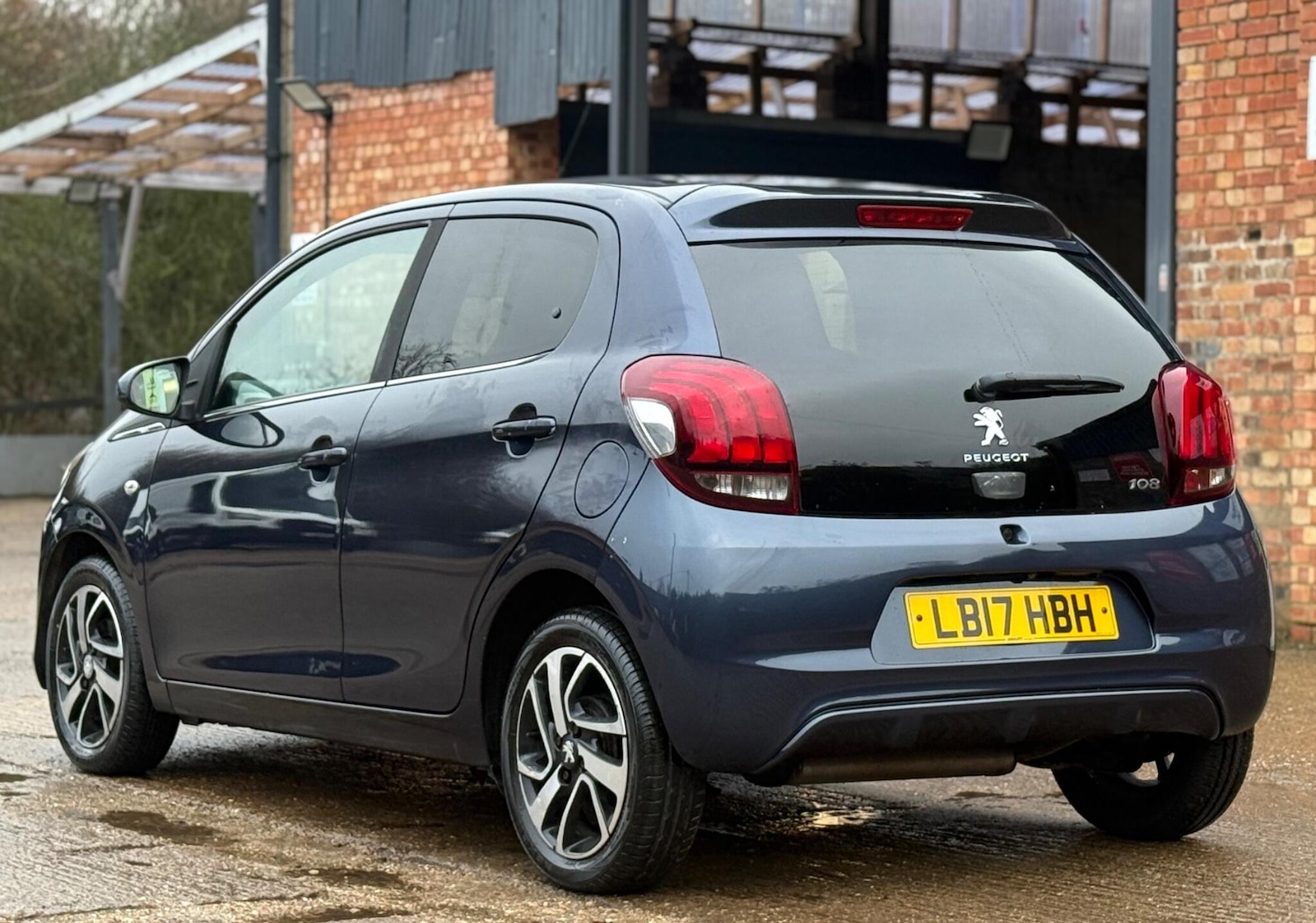 Used Peugeot 108 2017 for sale - 77259036: Photo 9