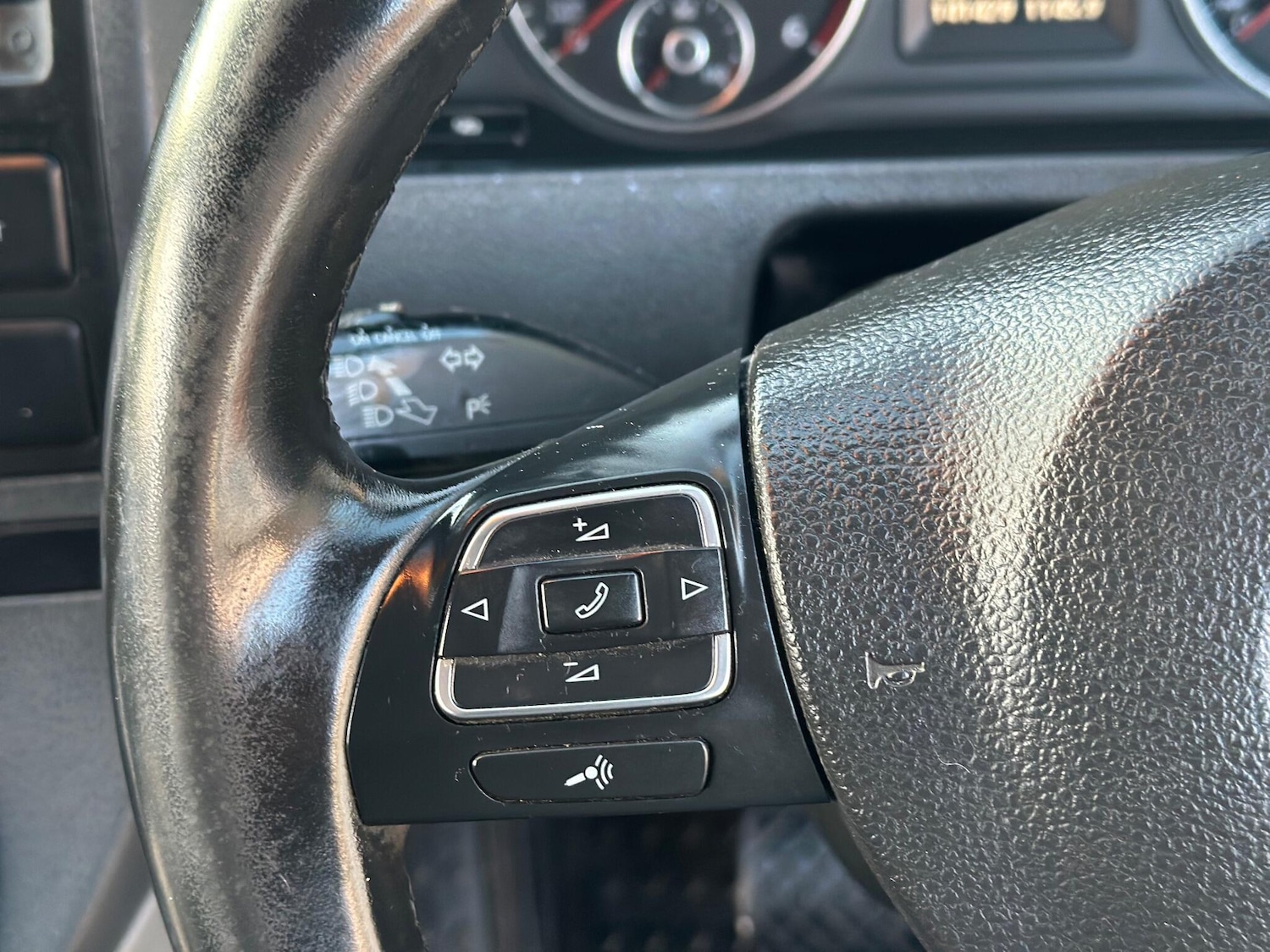 Used Volkswagen Transporter 2012 for sale - 77080102: Photo 45