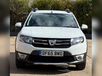 Used Dacia Sandero Stepway 2015 for sale - 78469537: Photo