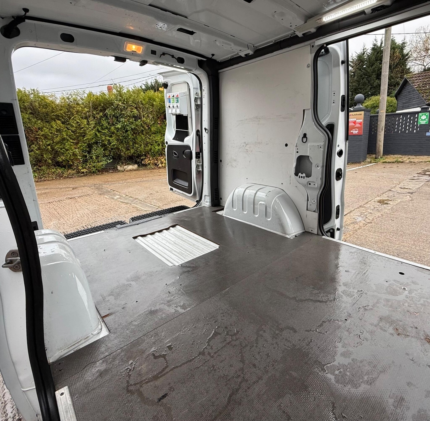 Used Vauxhall Vivaro 2016 for sale - 76557773: Photo 16