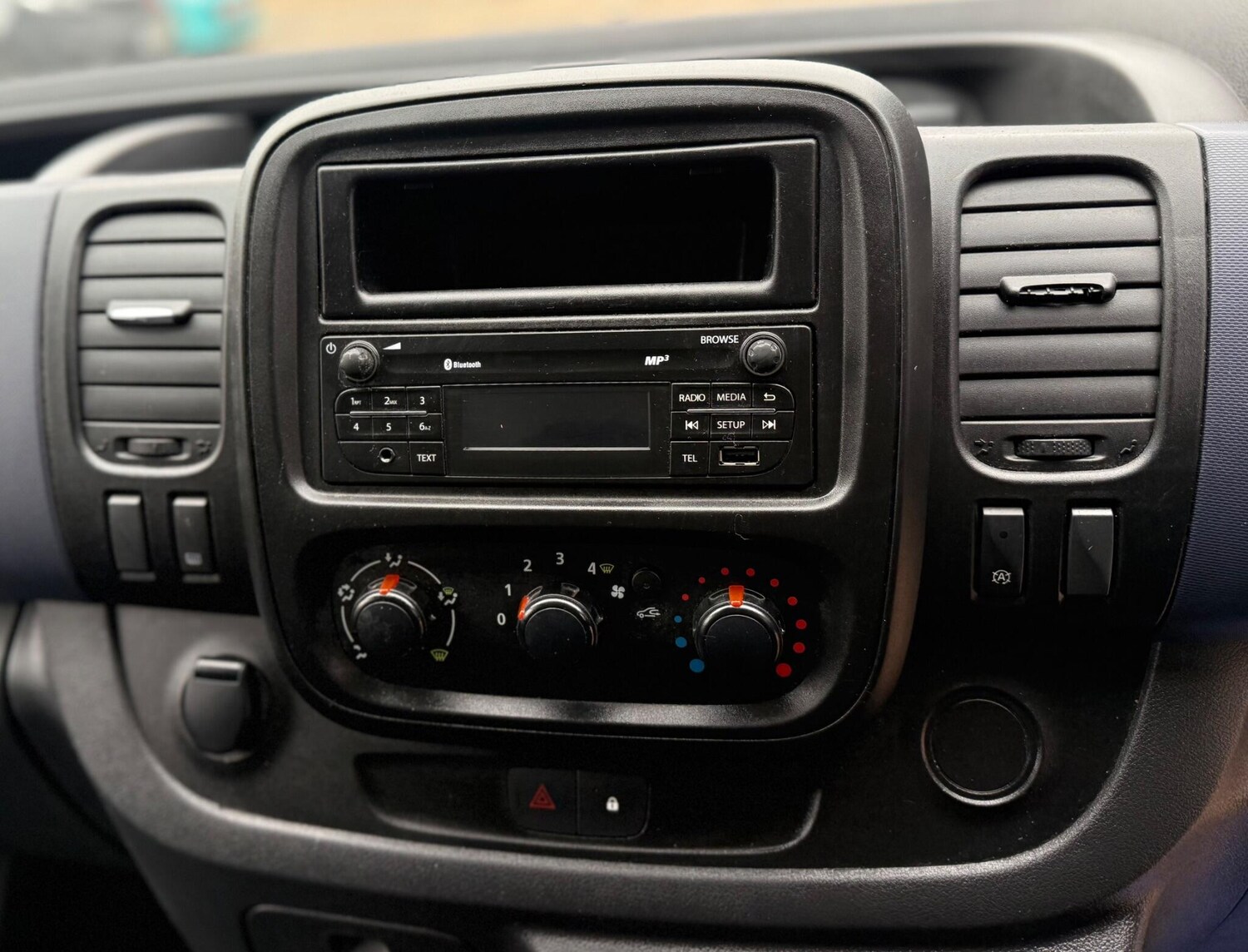 Used Vauxhall Vivaro 2016 for sale - 76557773: Photo 37