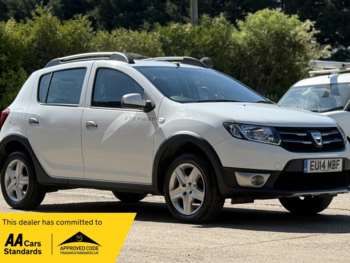 2014 (14) - 0.9 TCe Laureate Euro 5 5dr