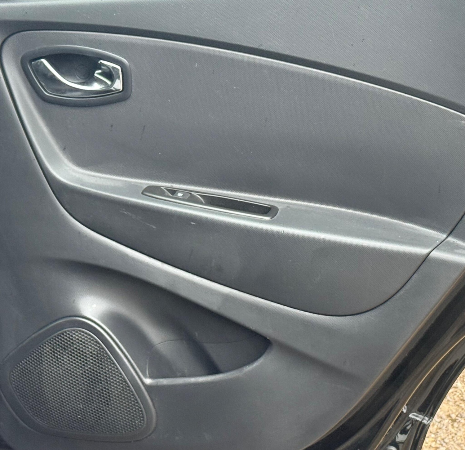 Used Renault Captur 2014 for sale - 77249400: Photo 25