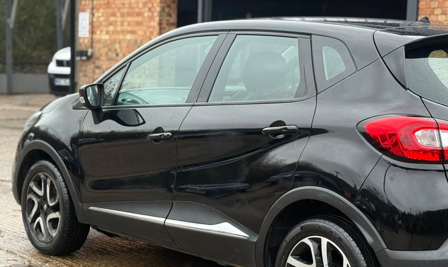 Used Renault Captur 2014 for sale - 77249400: Photo 35