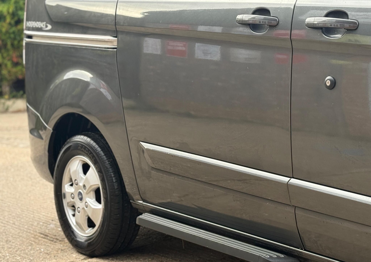 Used Ford Tourneo Custom 2017 for sale - 76017334: Photo 25