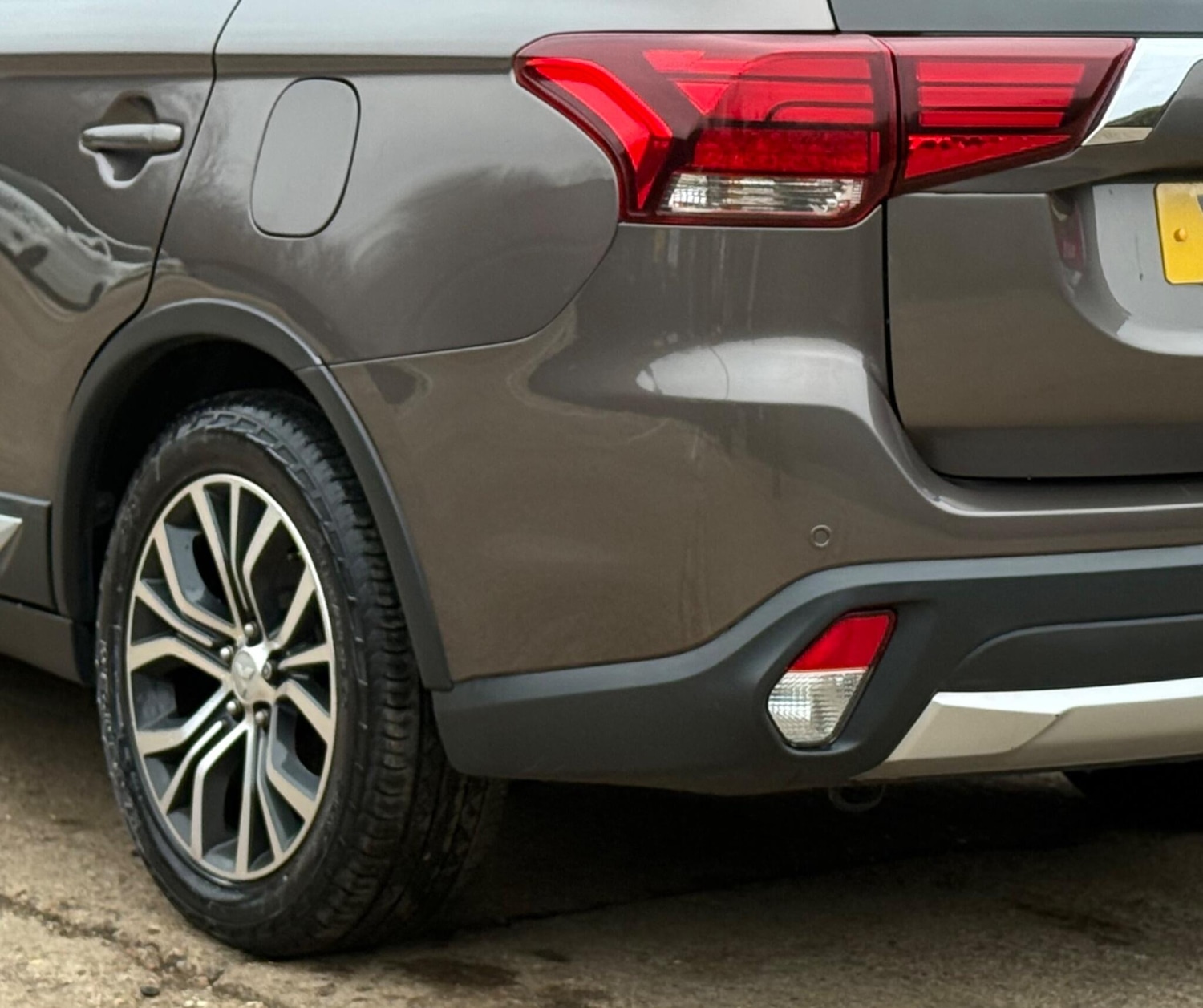 Used Mitsubishi Outlander 2016 for sale - 77069390: Photo 35