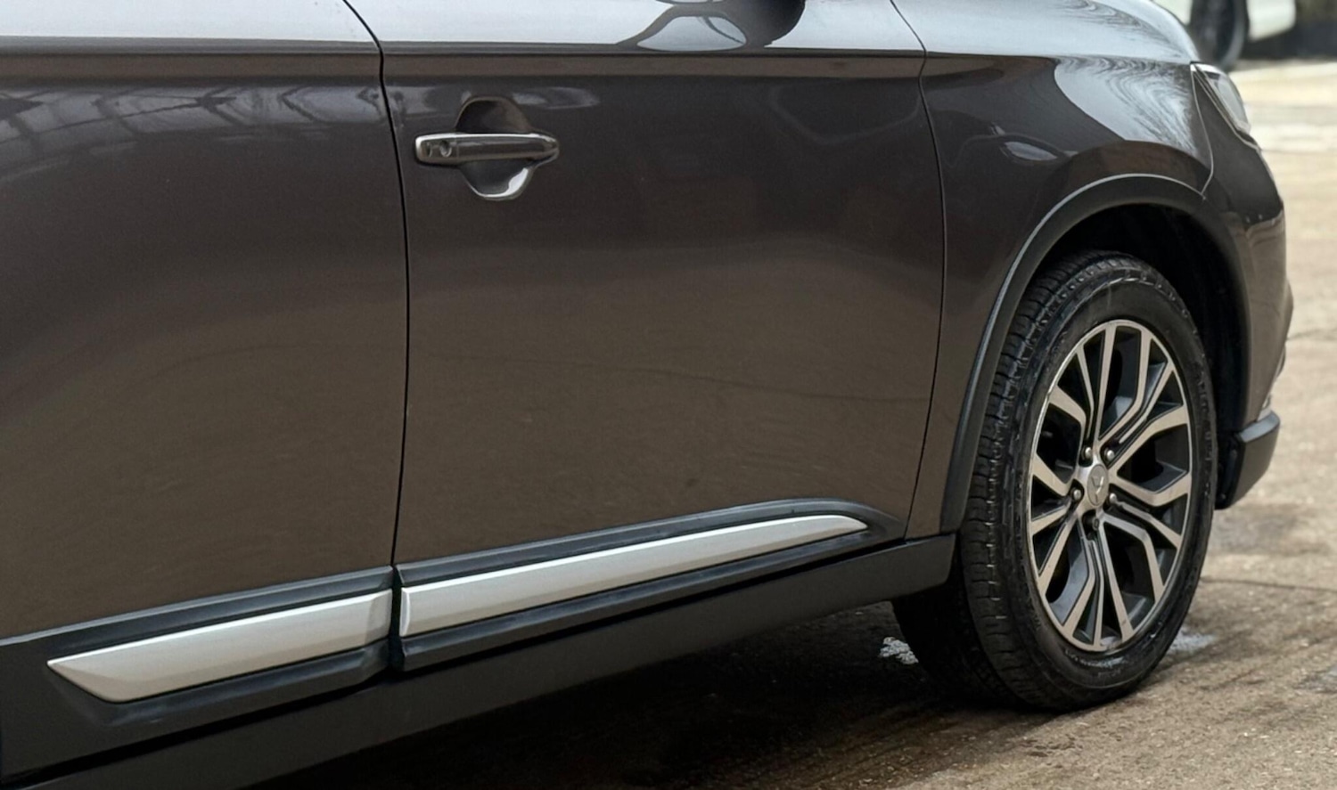 Used Mitsubishi Outlander 2016 for sale - 77069390: Photo 40