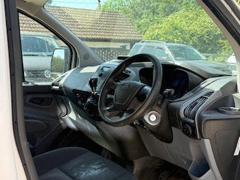 Used Ford Transit Custom 2017 for sale - 78681130: Photo