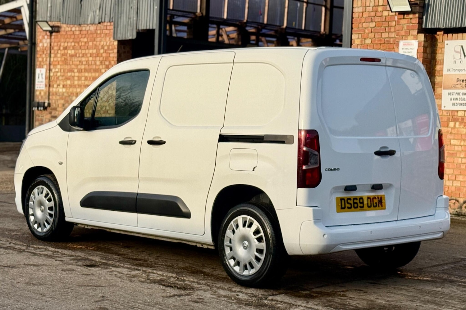 Used Vauxhall Combo 2019 for sale - 77493733: Photo 9