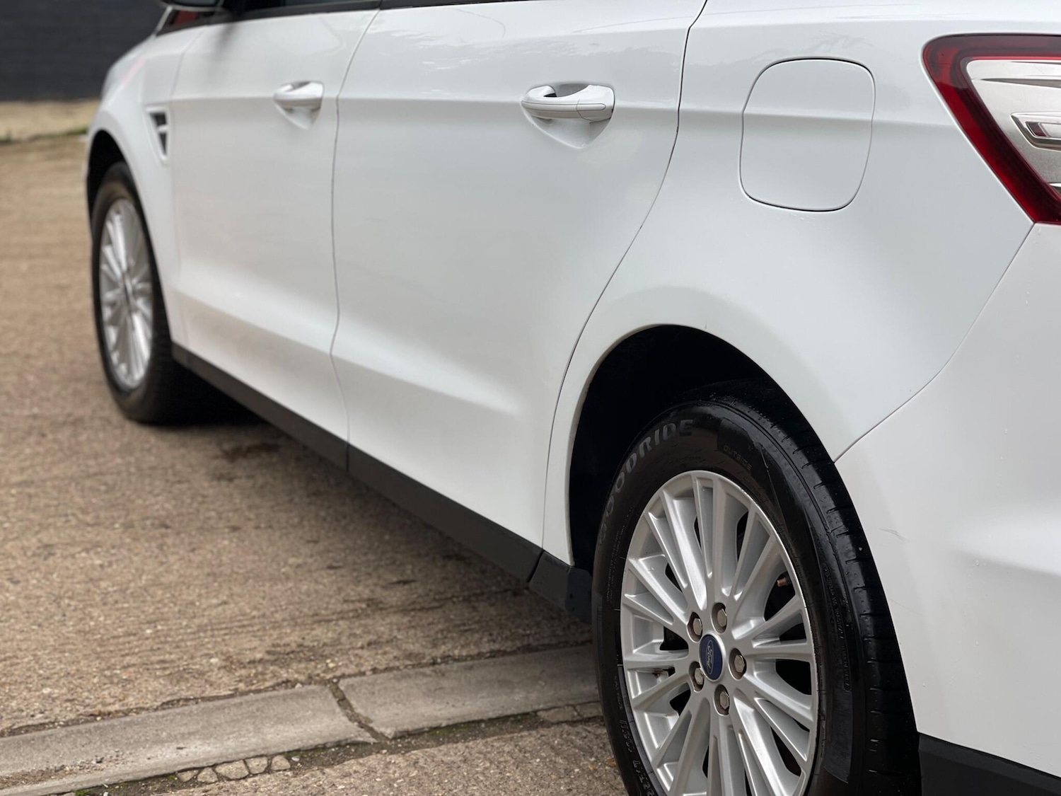 Used Ford S-Max 2018 for sale - 76273804: Photo 28