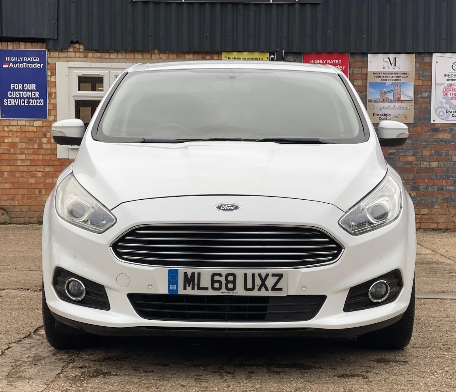 Used Ford S-Max 2018 for sale - 76273804: Photo 3