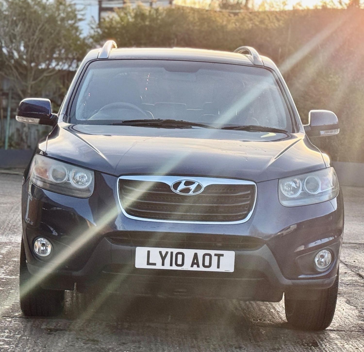 Used Hyundai Santa Fe 2010 for sale - 77310910: Photo 1