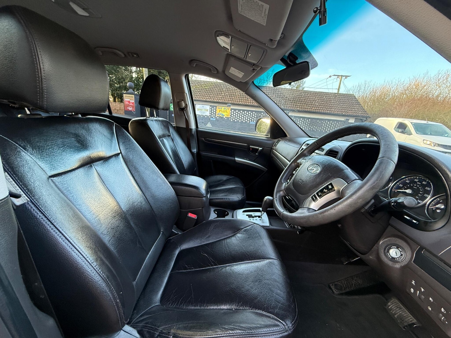 Used Hyundai Santa Fe 2010 for sale - 77310910: Photo 11