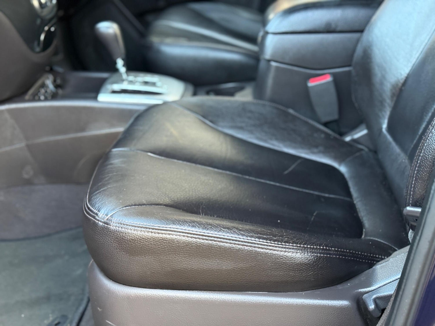 Used Hyundai Santa Fe 2010 for sale - 77310910: Photo 26