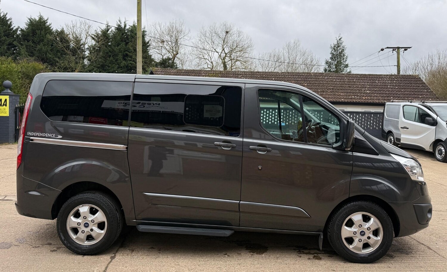 Used Ford Tourneo Custom 2018 for sale - 77676557: Photo 12