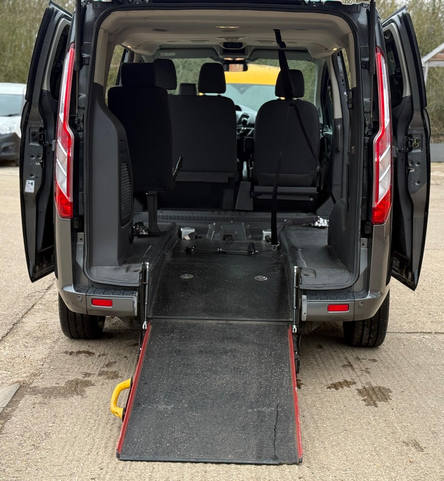 Used Ford Tourneo Custom 2018 for sale - 77676557: Photo 18