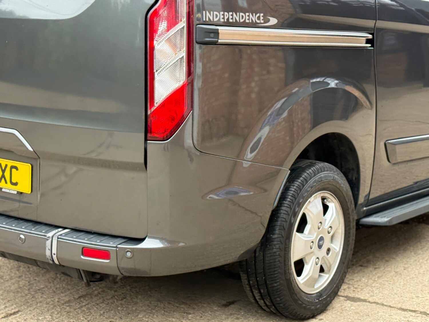 Used Ford Tourneo Custom 2018 for sale - 77676557: Photo 32