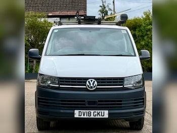 Used Volkswagen Transporter 2018 for sale - 78789439: Photo