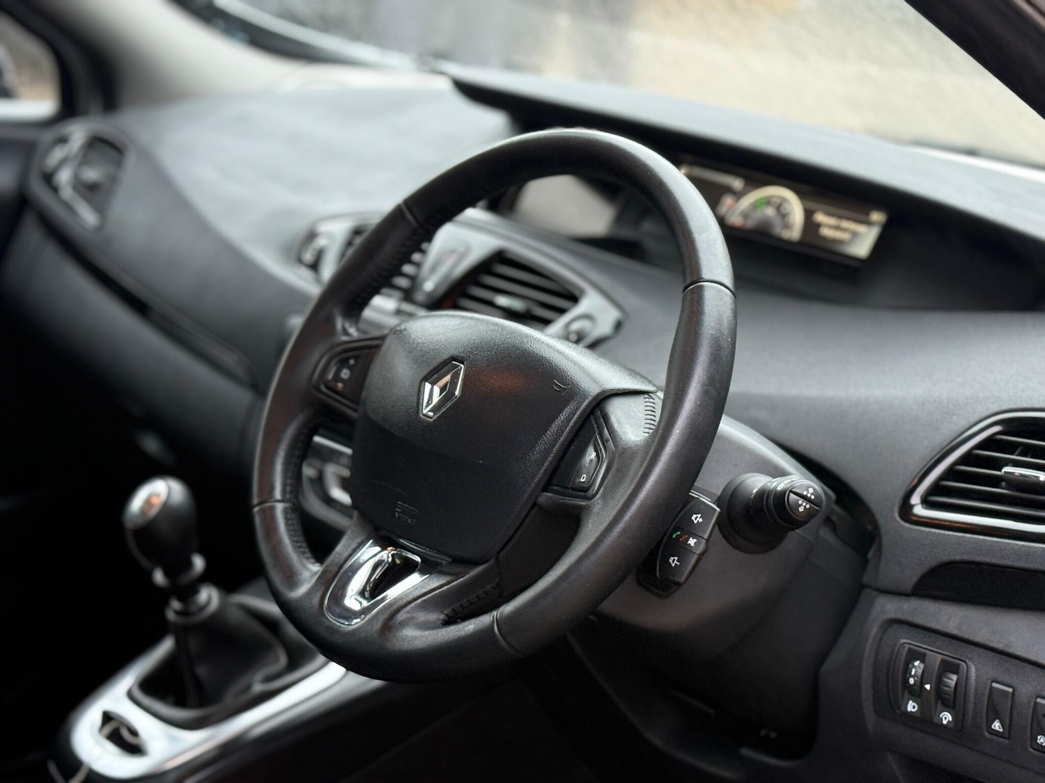 Used Renault Grand Scenic 2013 for sale - 76588746: Photo 13