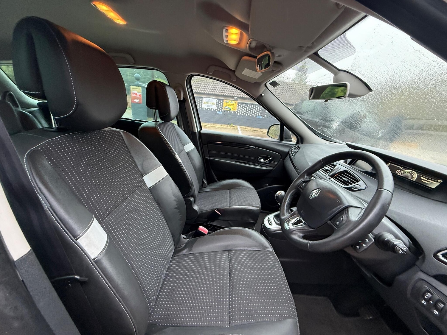 Used Renault Grand Scenic 2013 for sale - 76588746: Photo 14