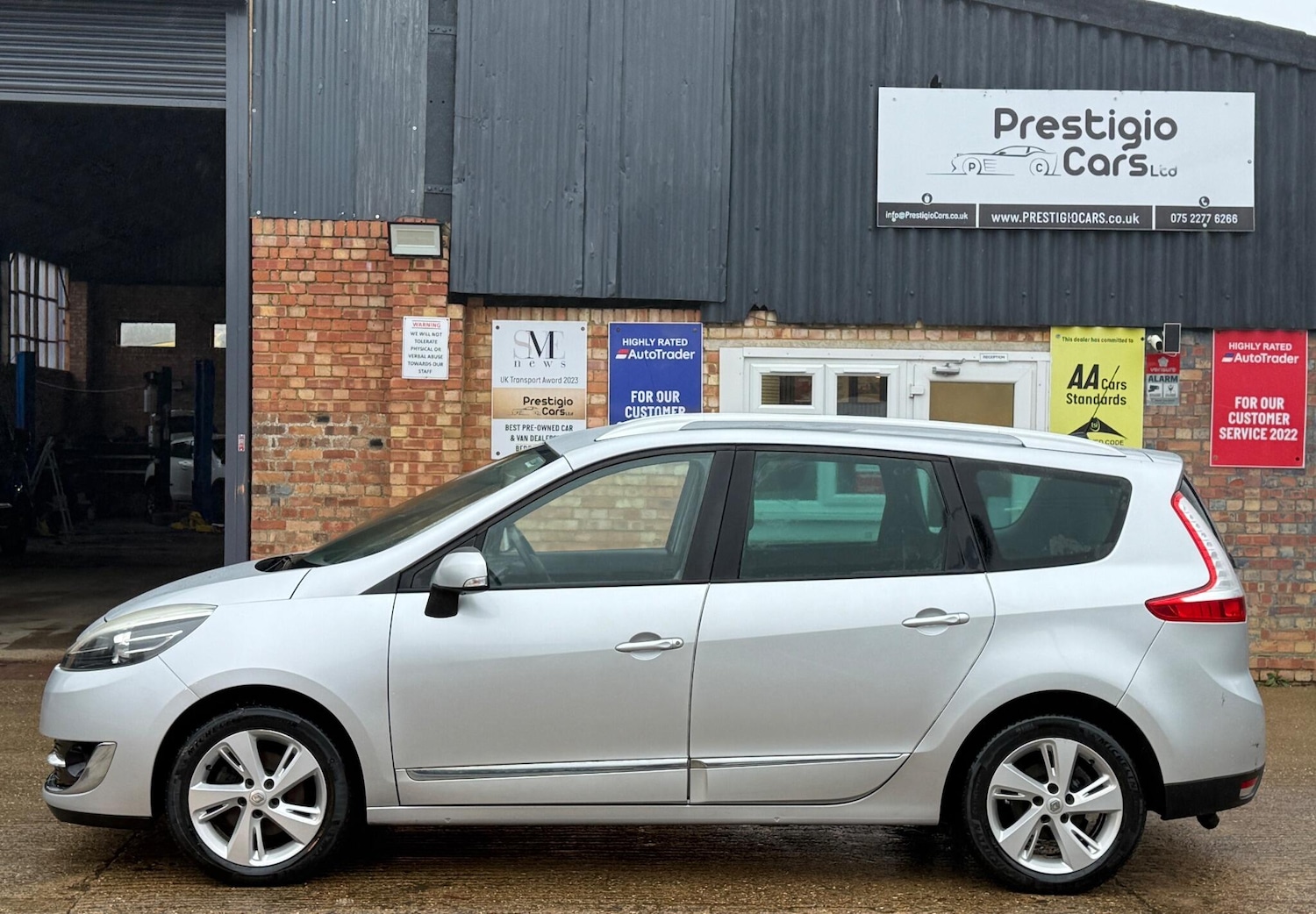 Used Renault Grand Scenic 2013 for sale - 76588746: Photo 7