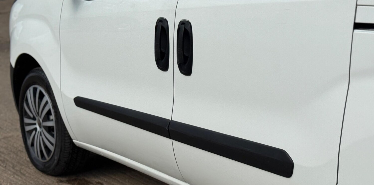 Used Vauxhall Combo 2017 for sale - 78084015: Photo 26