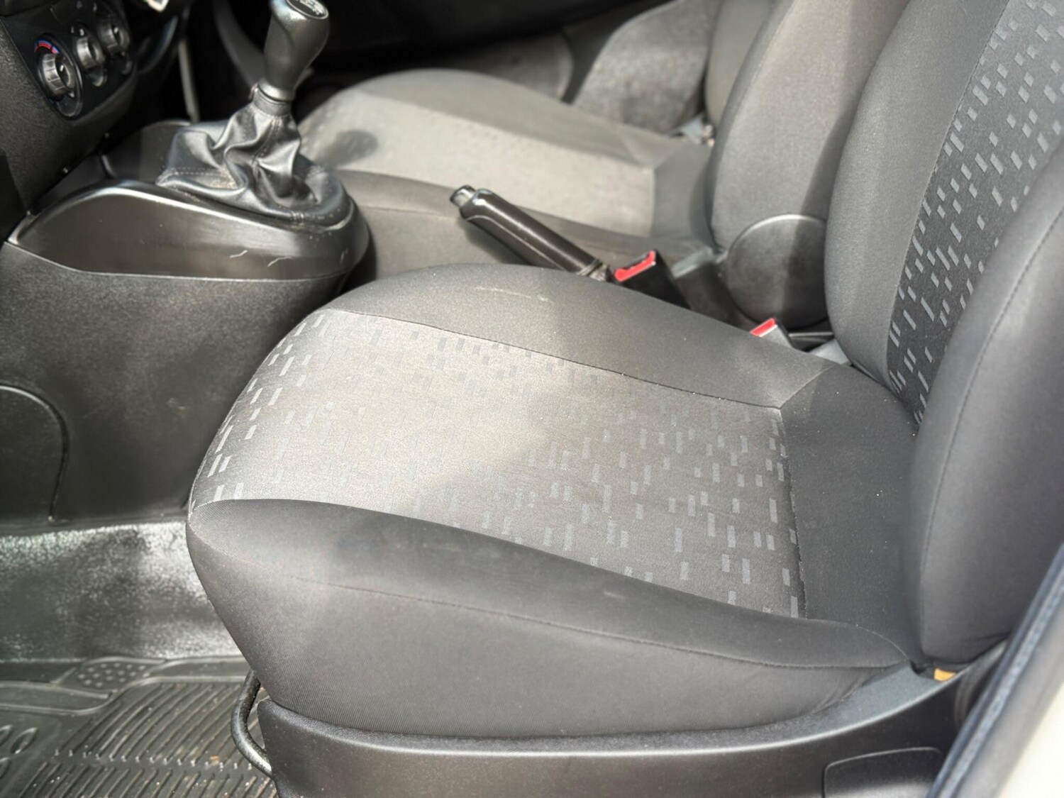 Used Vauxhall Combo 2017 for sale - 78084015: Photo 30