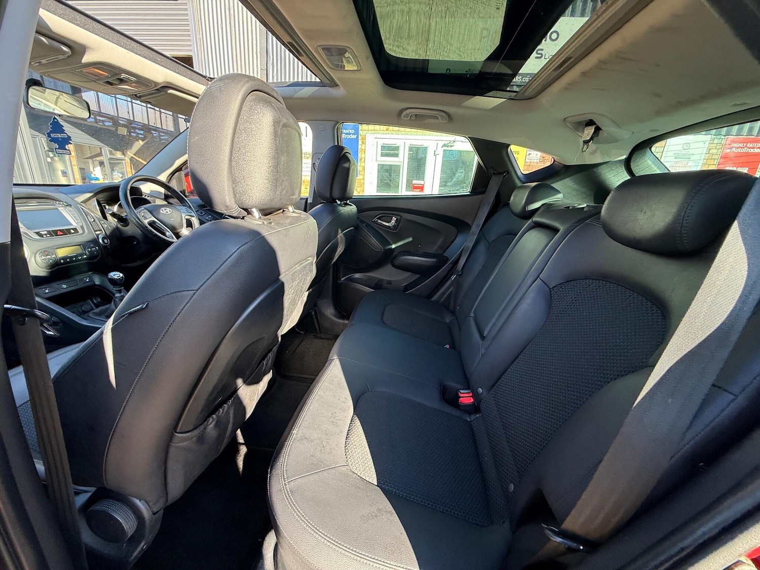 Used Hyundai Ix35 2011 for sale - 76650384: Photo 16