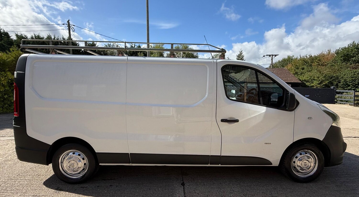 Used Vauxhall Vivaro 2015 for sale - 76102049: Photo 12