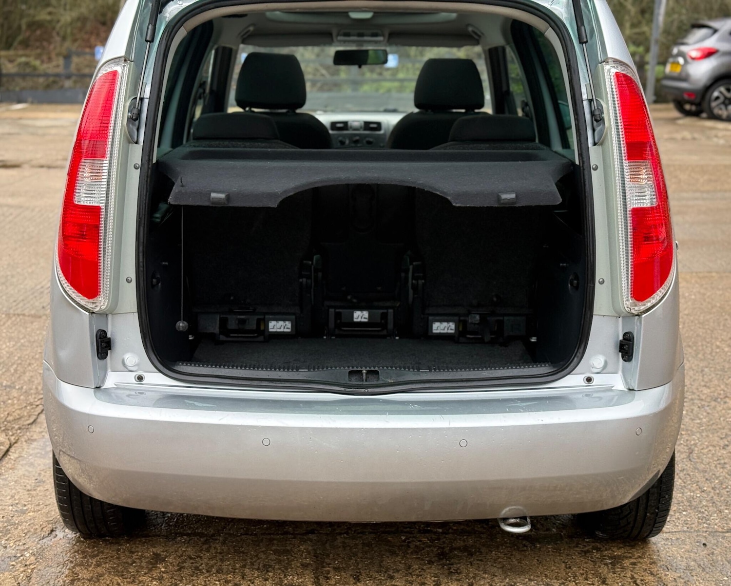 Used Skoda Roomster 2012 for sale - 76845408: Photo 17