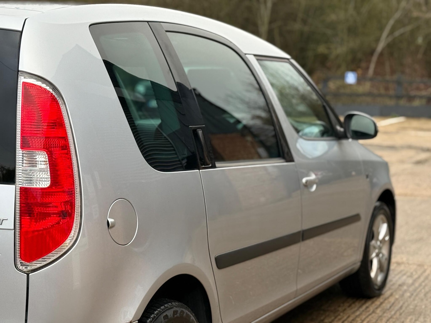 Used Skoda Roomster 2012 for sale - 76845408: Photo 31