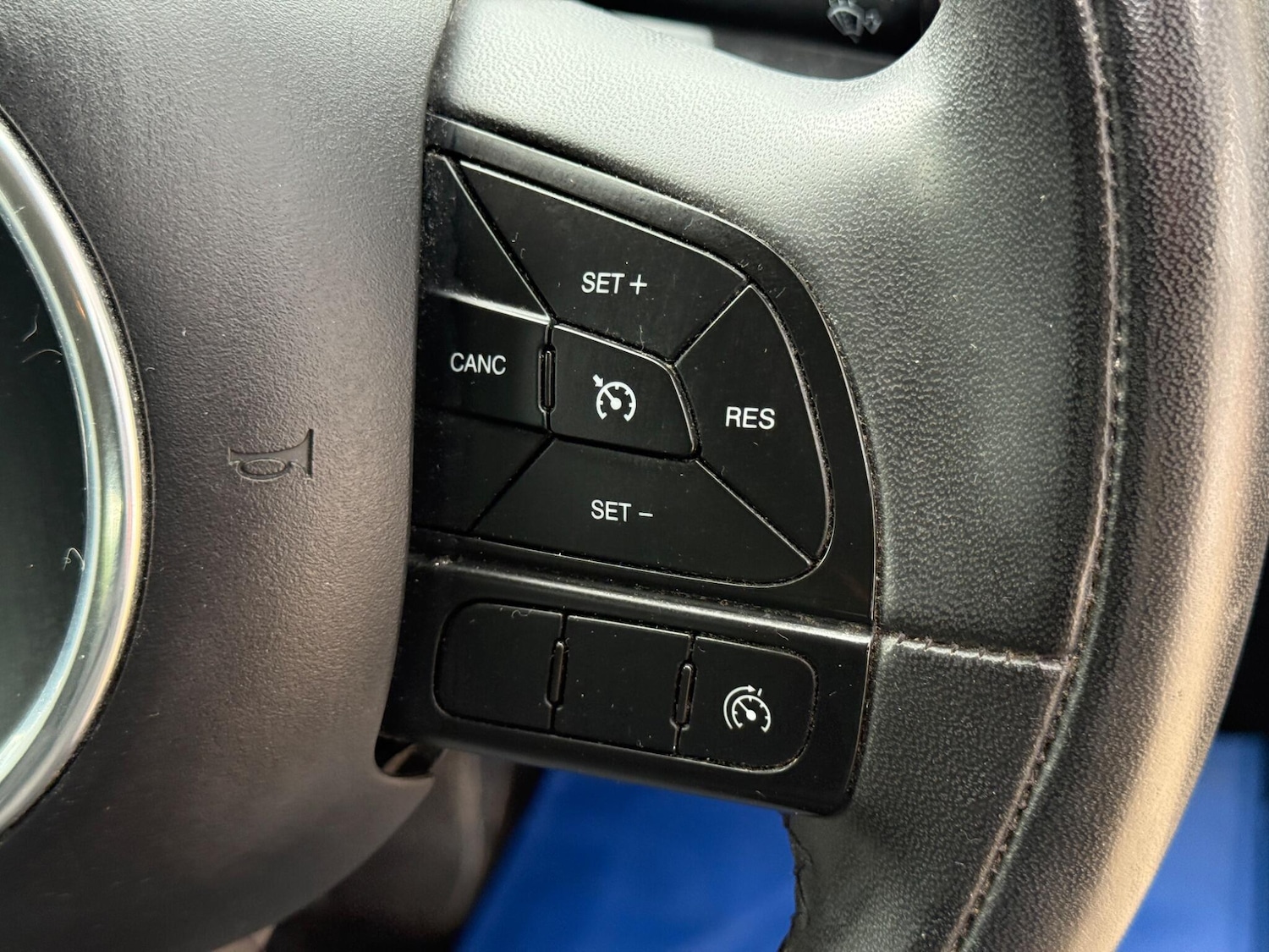 Used Fiat 500X 2016 for sale - 76836547: Photo 41