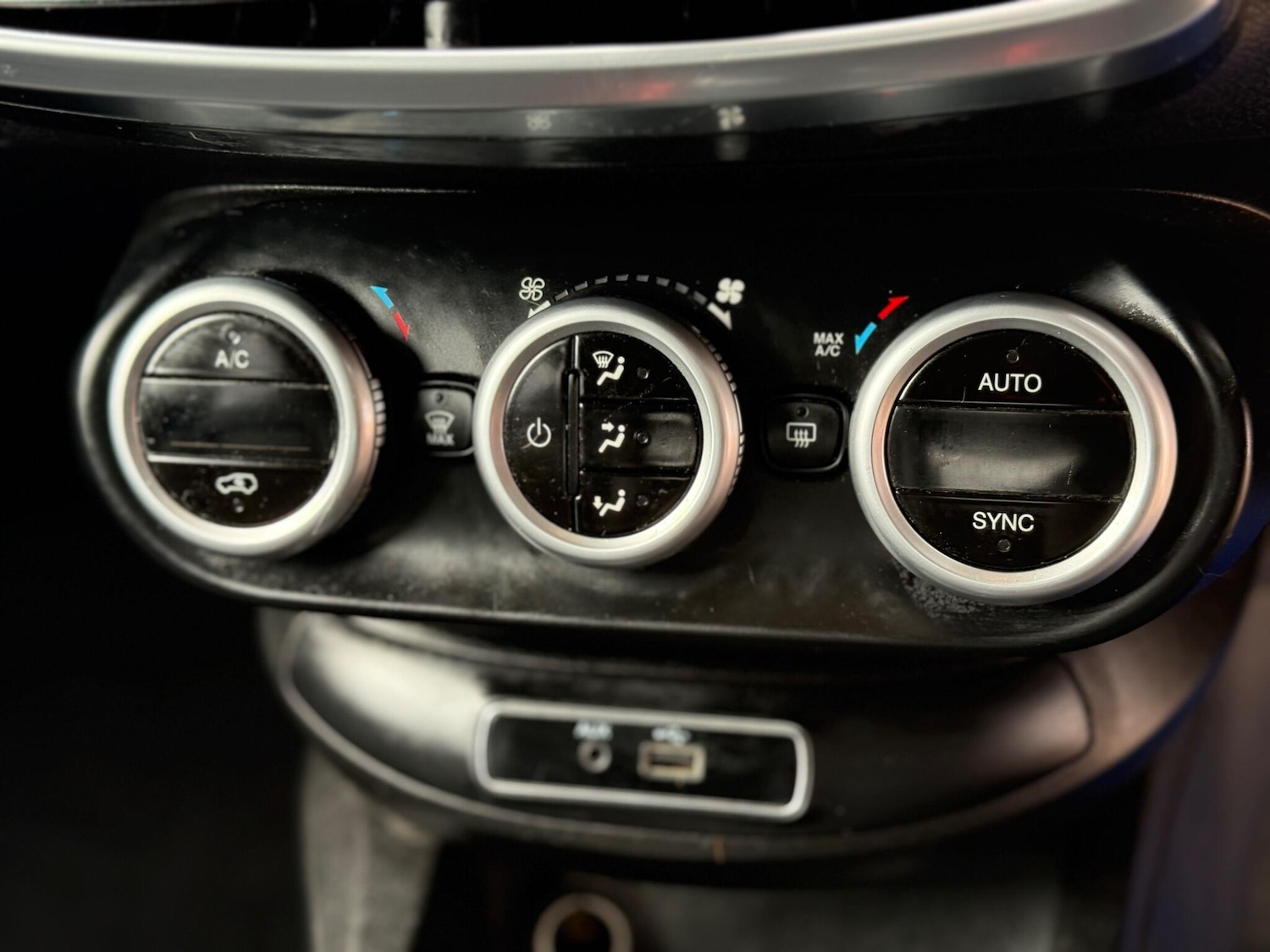 Used Fiat 500X 2016 for sale - 76836547: Photo 43