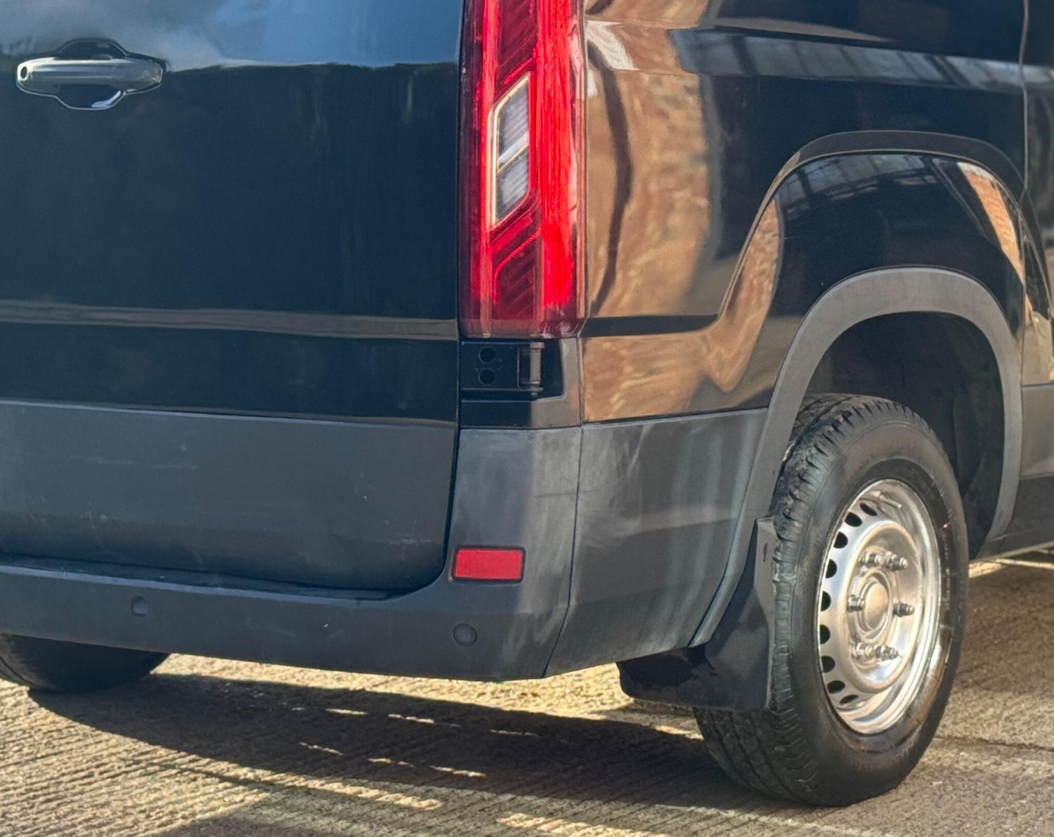 Used Maxus Deliver 9 2021 for sale - 76405829: Photo 33