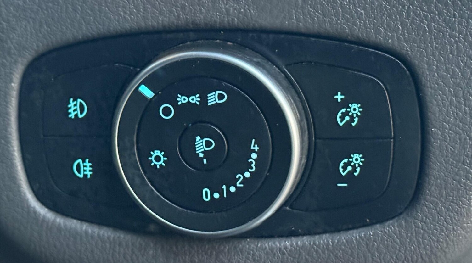 Used Ford Transit Connect 2020 for sale - 77576567: Photo 37