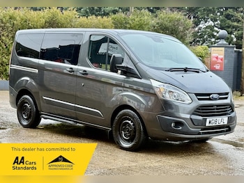 Used Ford Tourneo Custom 2018 for sale - 78509517: Photo