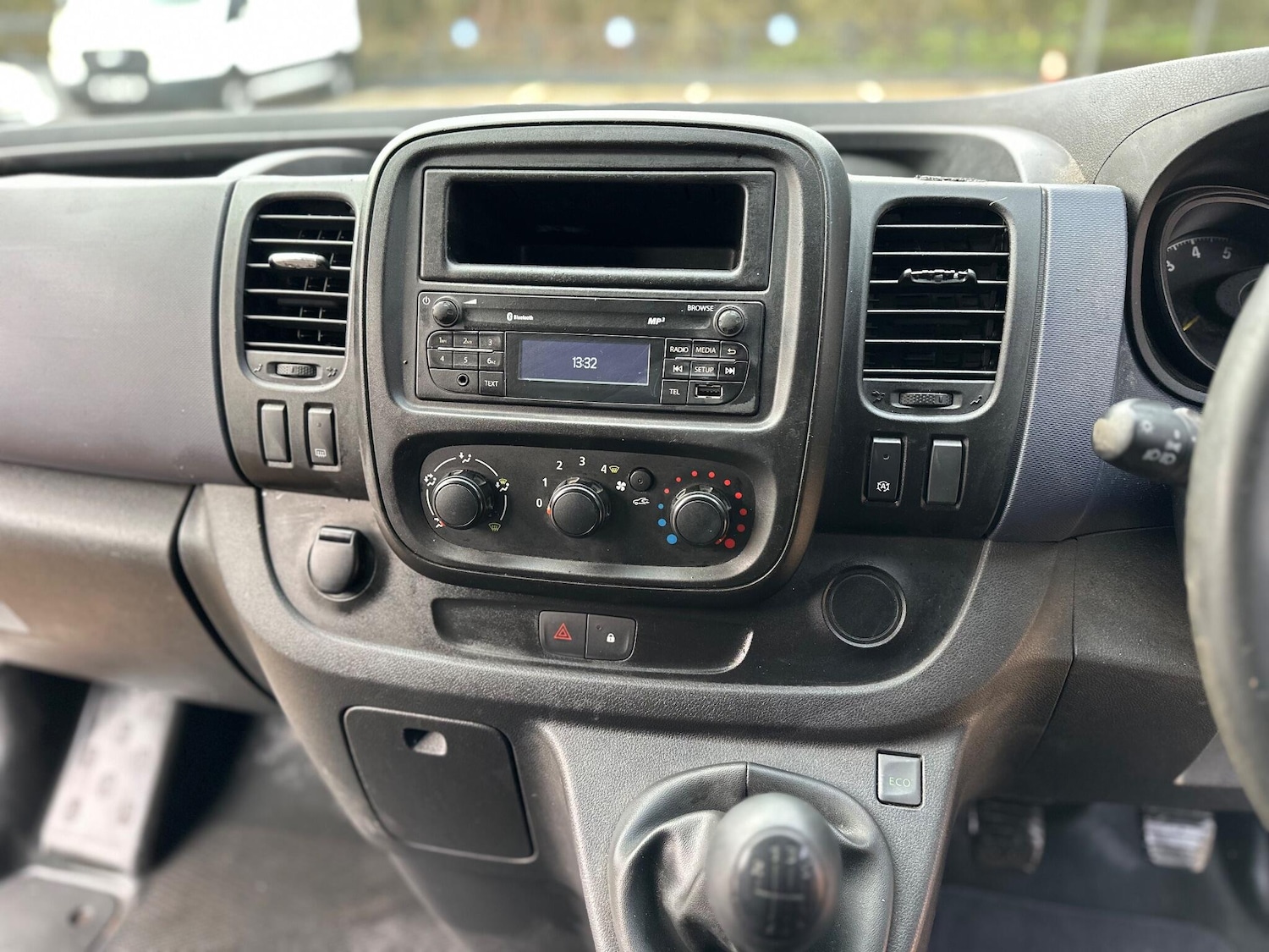 Used Vauxhall Vivaro 2016 for sale - 76830814: Photo 18