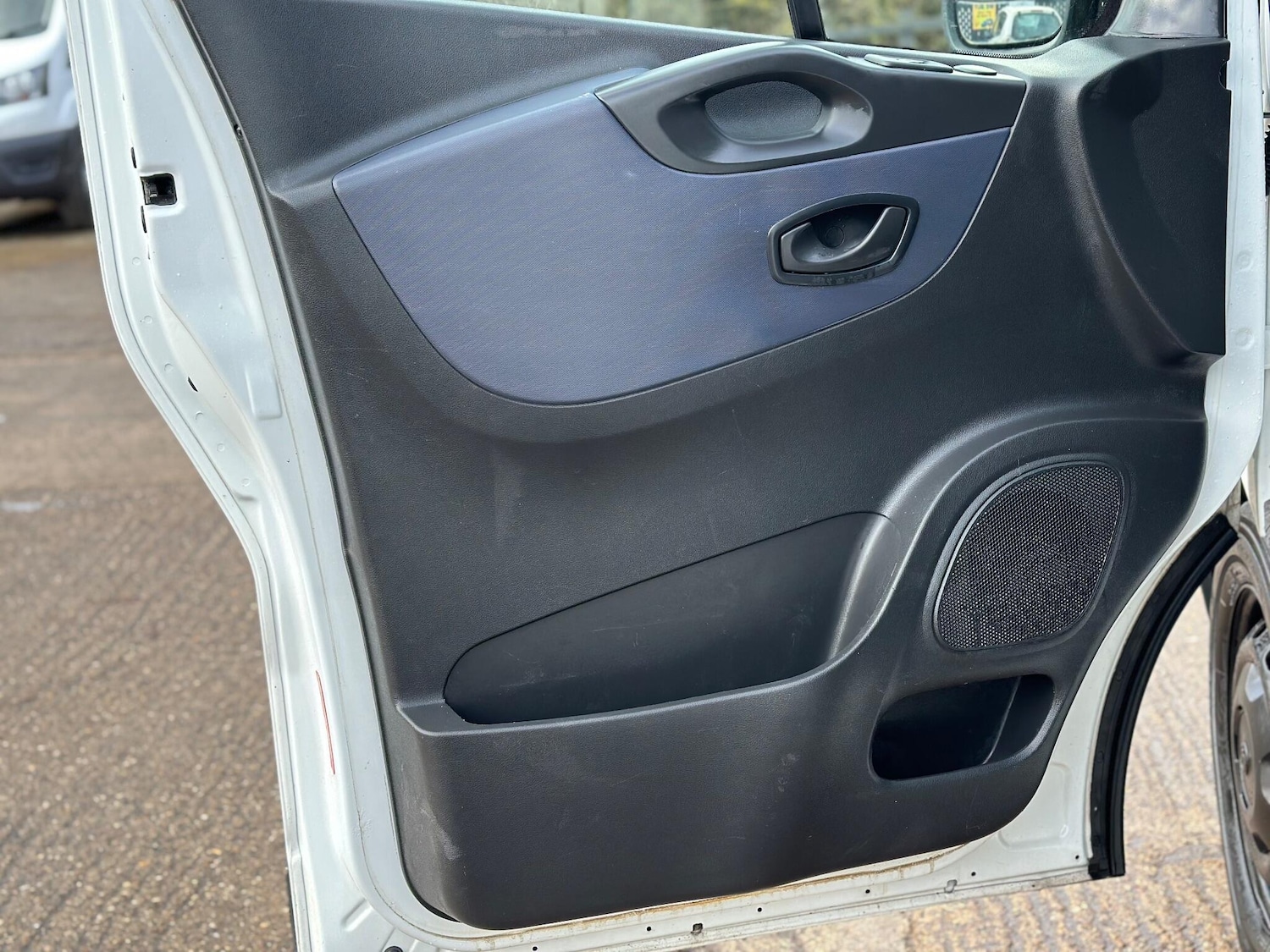 Used Vauxhall Vivaro 2016 for sale - 76830814: Photo 38