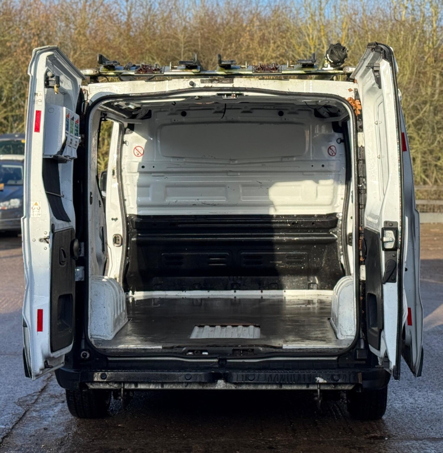 Used Vauxhall Vivaro 2016 for sale - 77421294: Photo 17