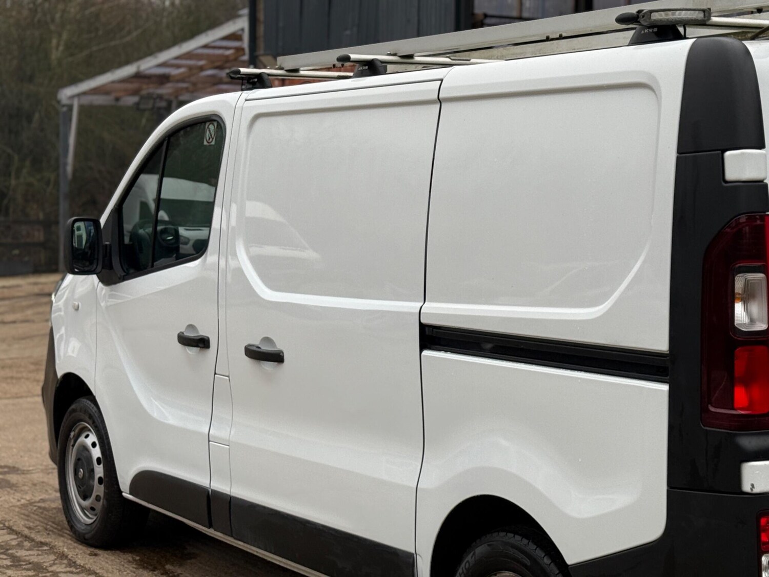 Used Vauxhall Vivaro 2016 for sale - 77421294: Photo 29