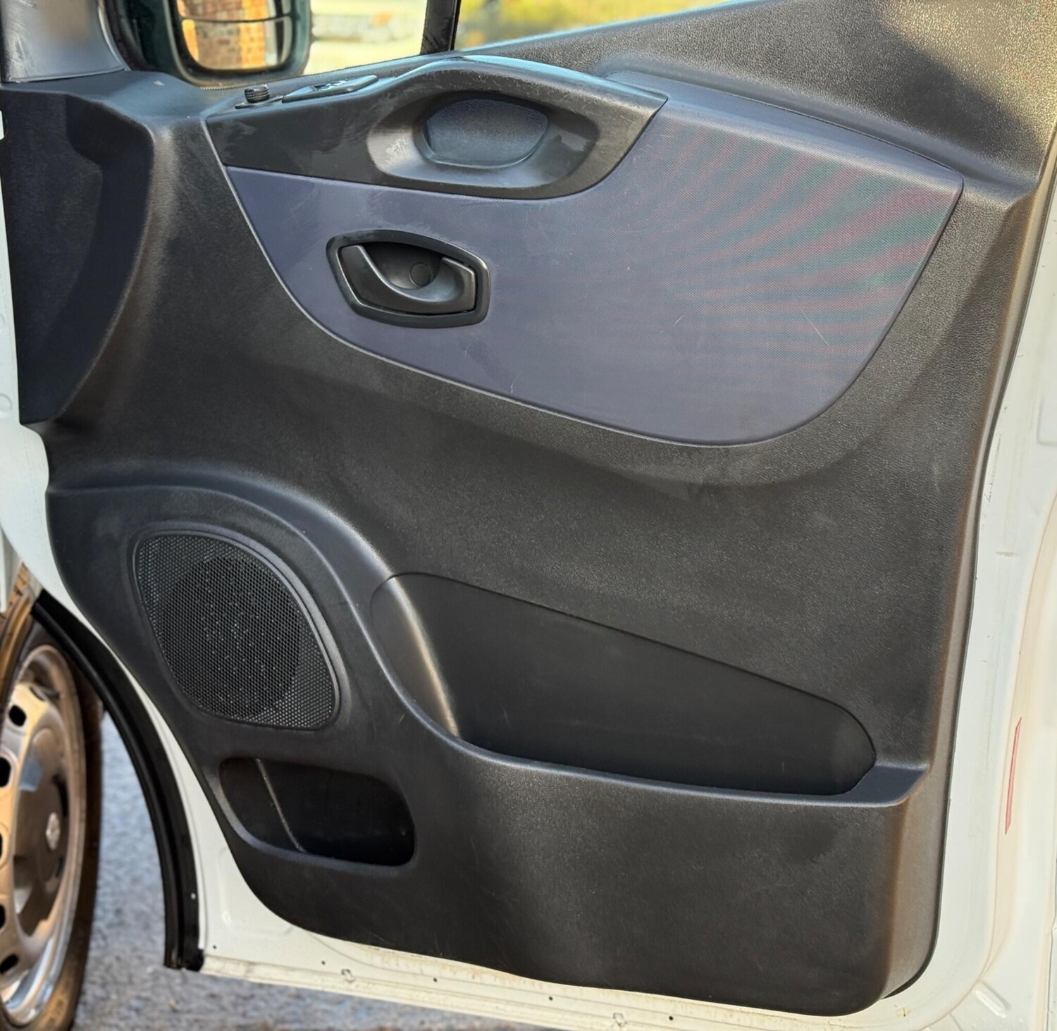 Used Vauxhall Vivaro 2016 for sale - 77421294: Photo 34