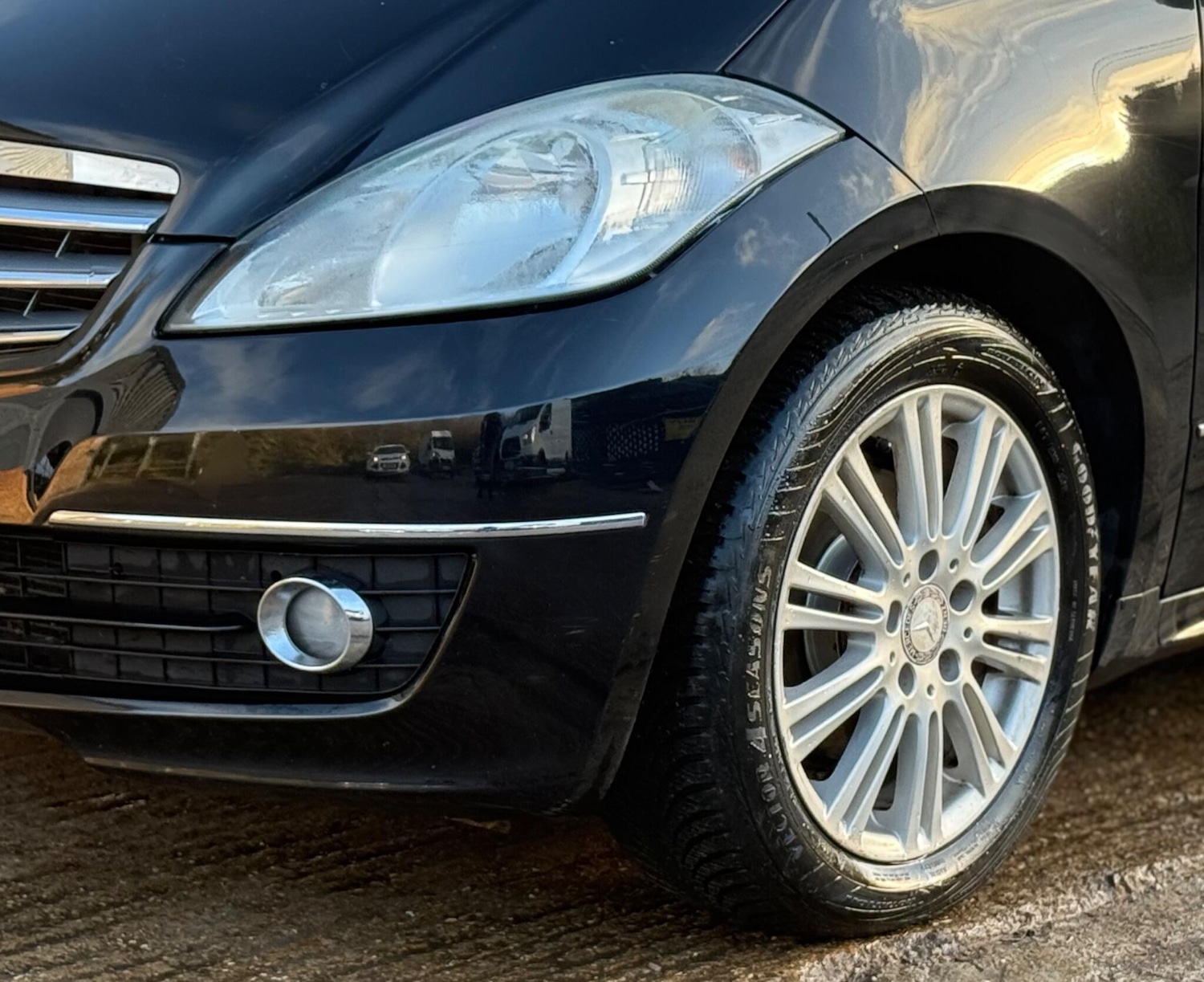 Used Mercedes-Benz A-Class 2009 for sale - 76616856: Photo 30