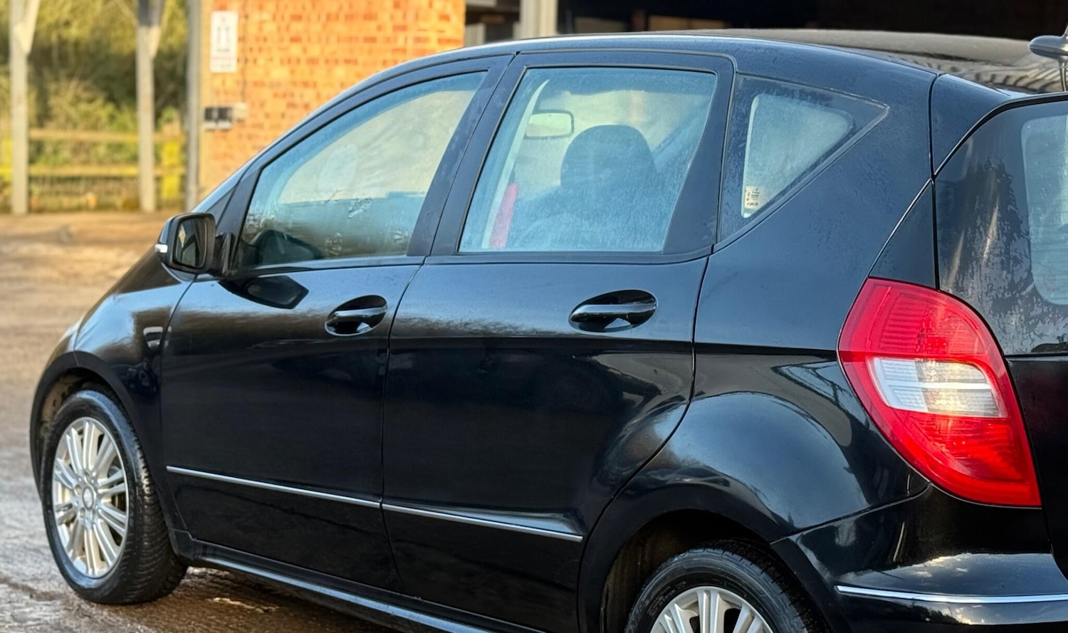 Used Mercedes-Benz A-Class 2009 for sale - 76616856: Photo 34