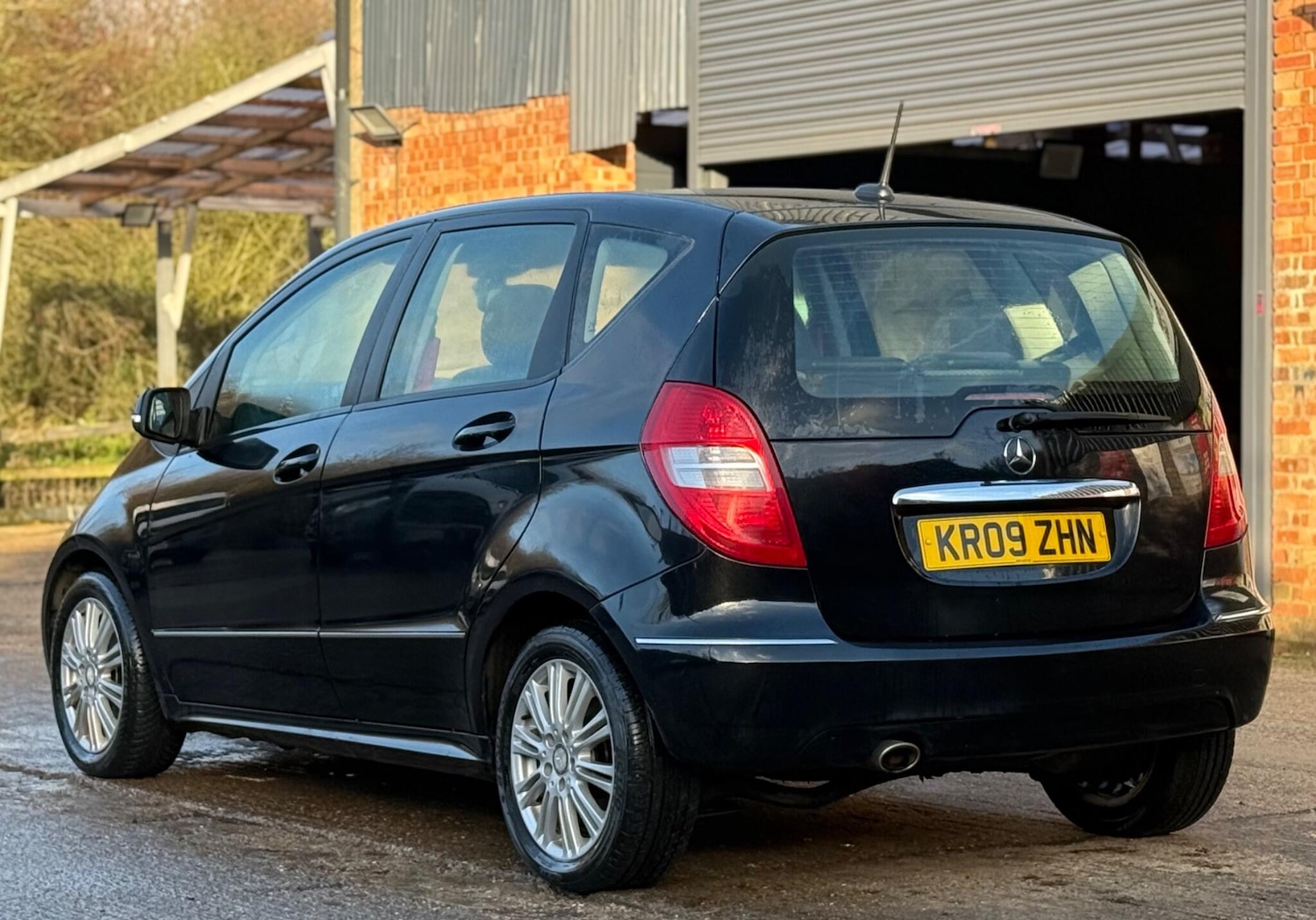 Used Mercedes-Benz A-Class 2009 for sale - 76616856: Photo 9