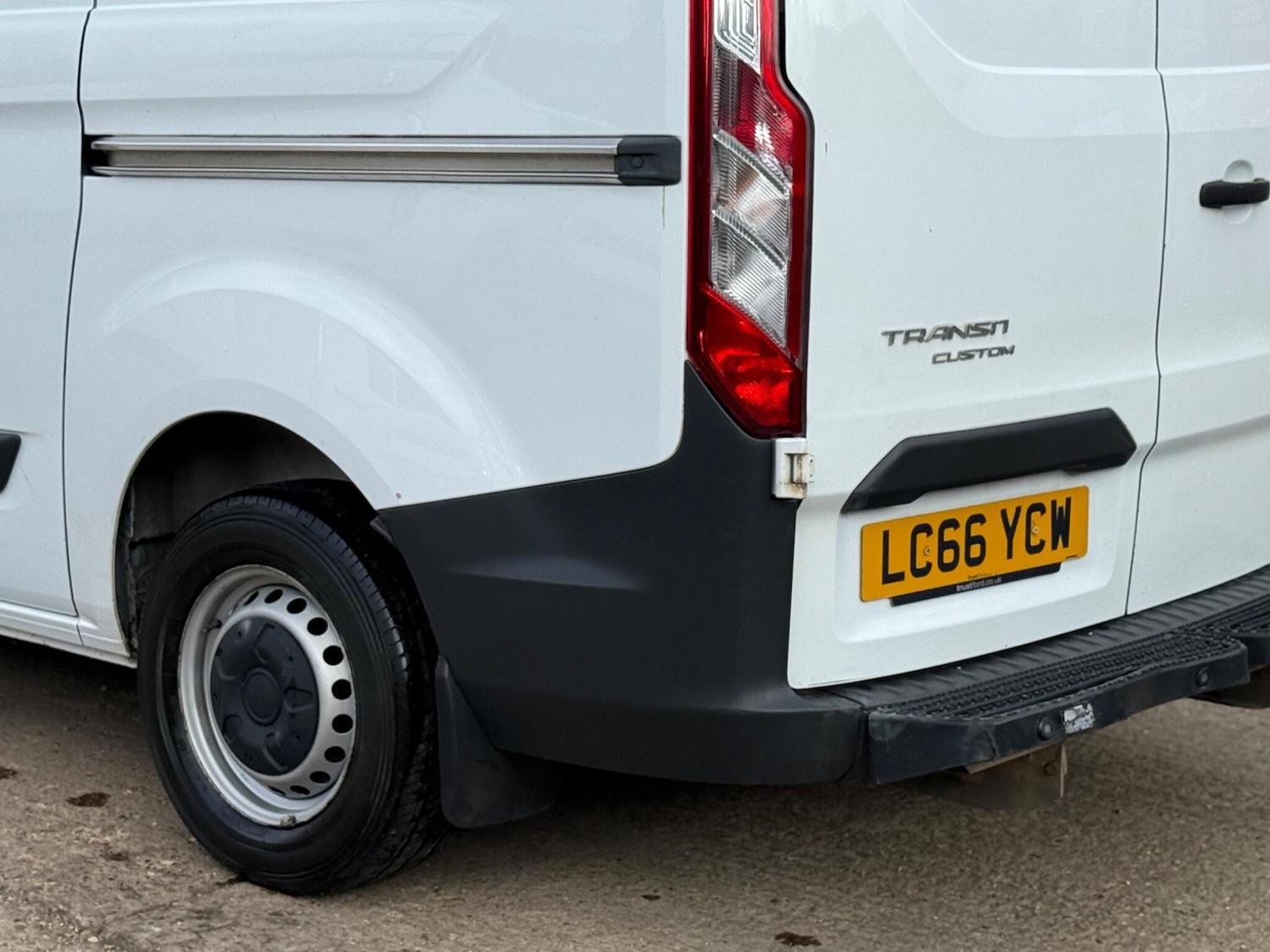 Used Ford Transit Custom 2016 for sale - 78107066: Photo 28