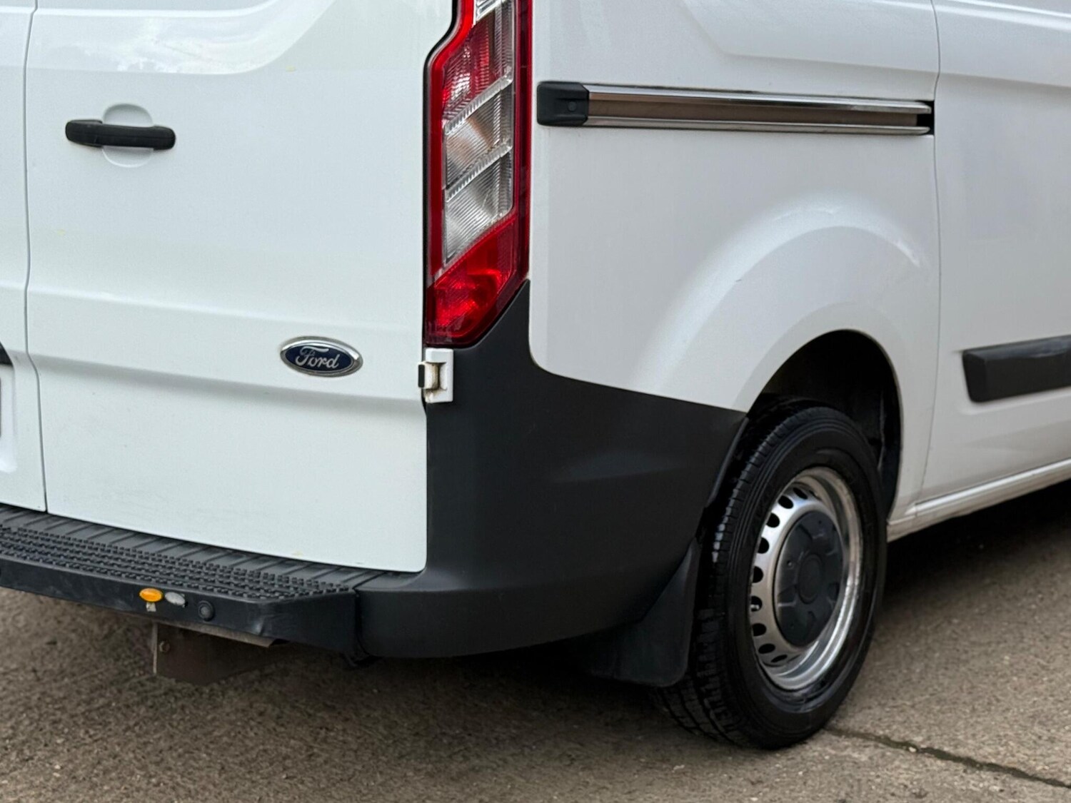 Used Ford Transit Custom 2016 for sale - 78107066: Photo 31