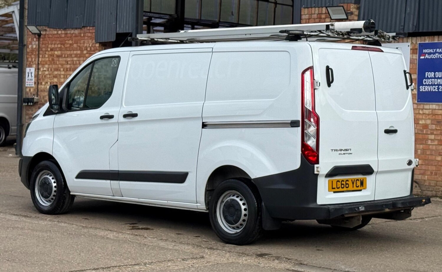 Used Ford Transit Custom 2016 for sale - 78107066: Photo 9